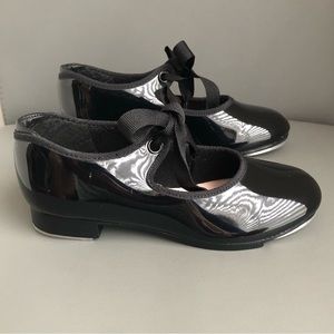 Capezio Kids Tele Tone Tap Shoes Size 13.5